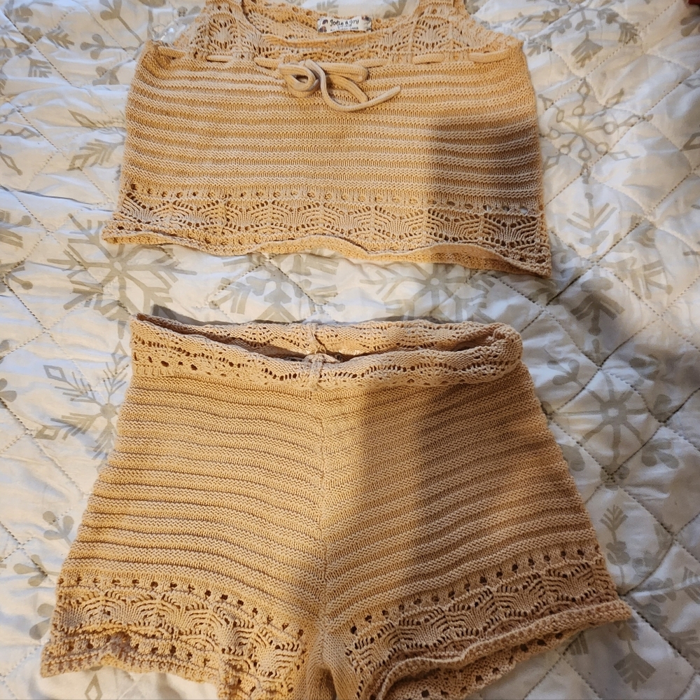 Jolie & Joy 2 pc crochet set size large